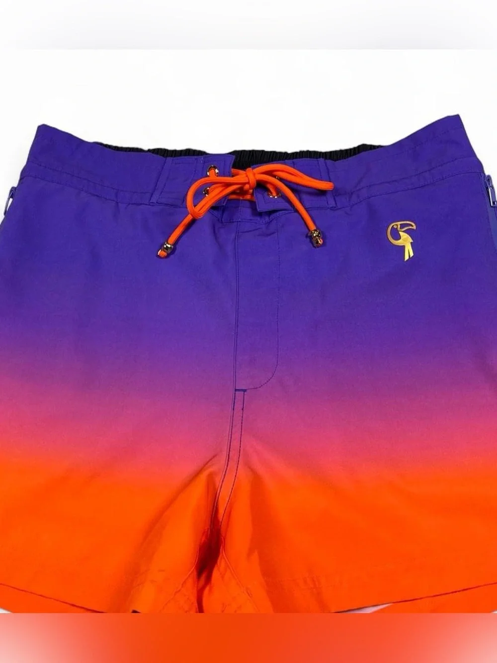 NWOT! Tucann Faded Crimson Swim Shorts Men’s Size M Board Shorts Trunks Beach